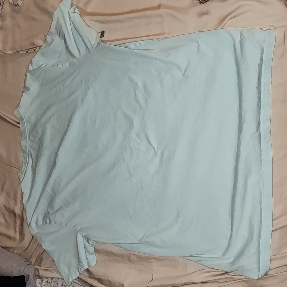 Calvin Klein tee - Picture 2 of 5